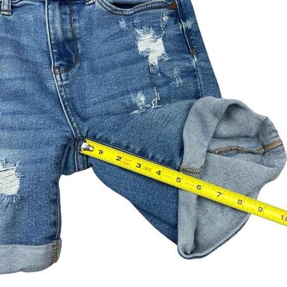 Judy Blue Jean Shorts Women’s Medium Rolled Hem Distressed Blue Denim JB150024 - Picture 10 of 10
